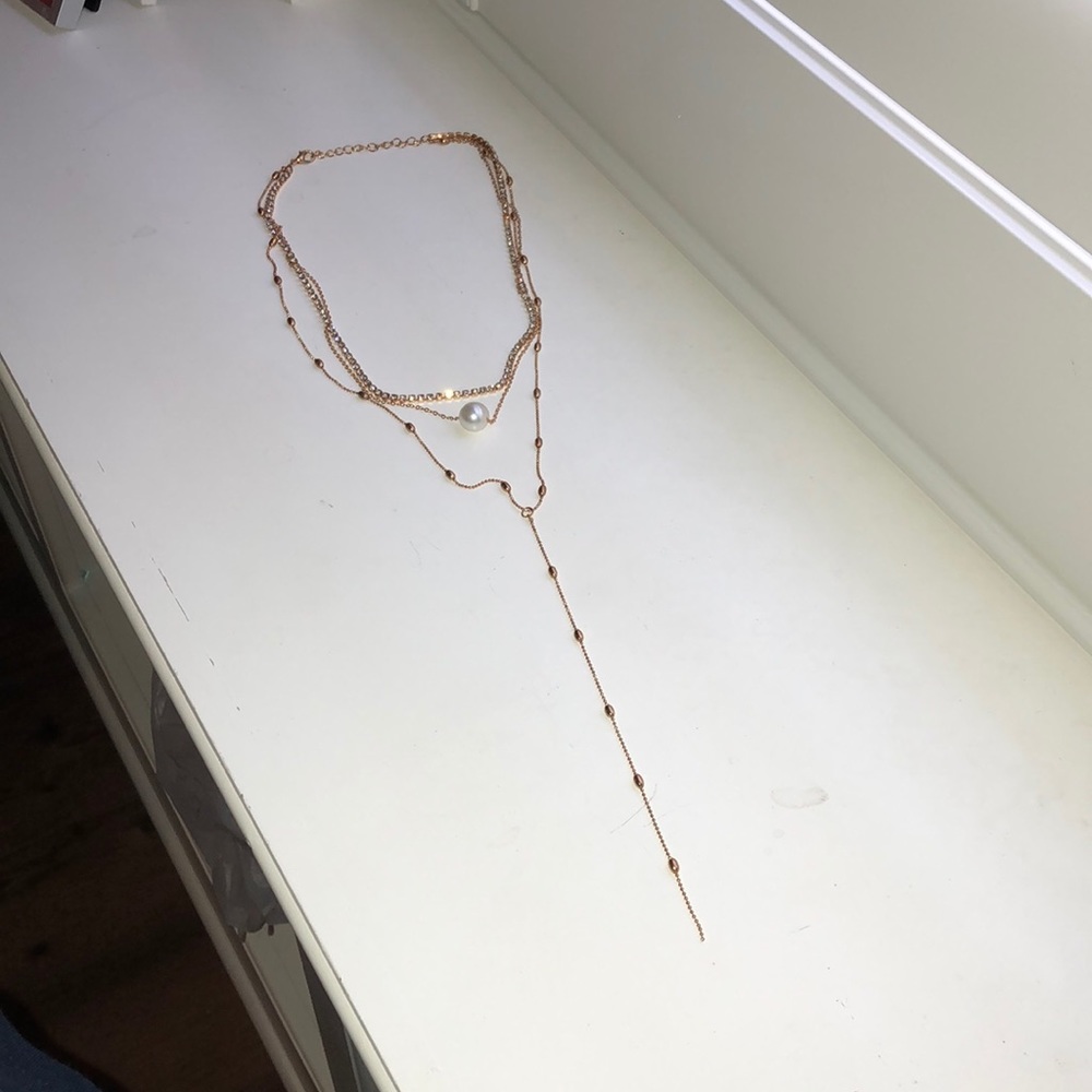 A 3-in-one drop necklace!